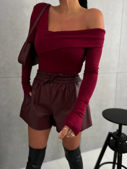New solid color fashionable and sexy off shoulder long sleeved T-shirt